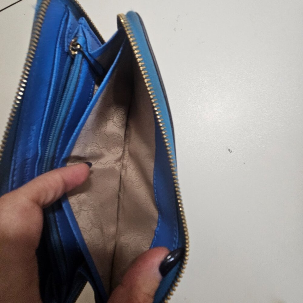 Michael Kors Saffiano Leather Zippy Wallet - Two Tone Blue - Picture 8 of 13